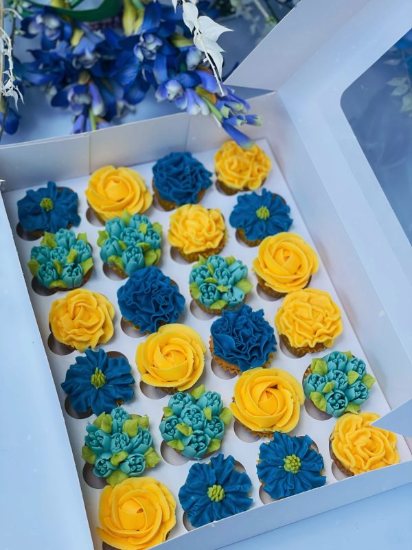 mini cupcake floral cupcaks birthday floral cake