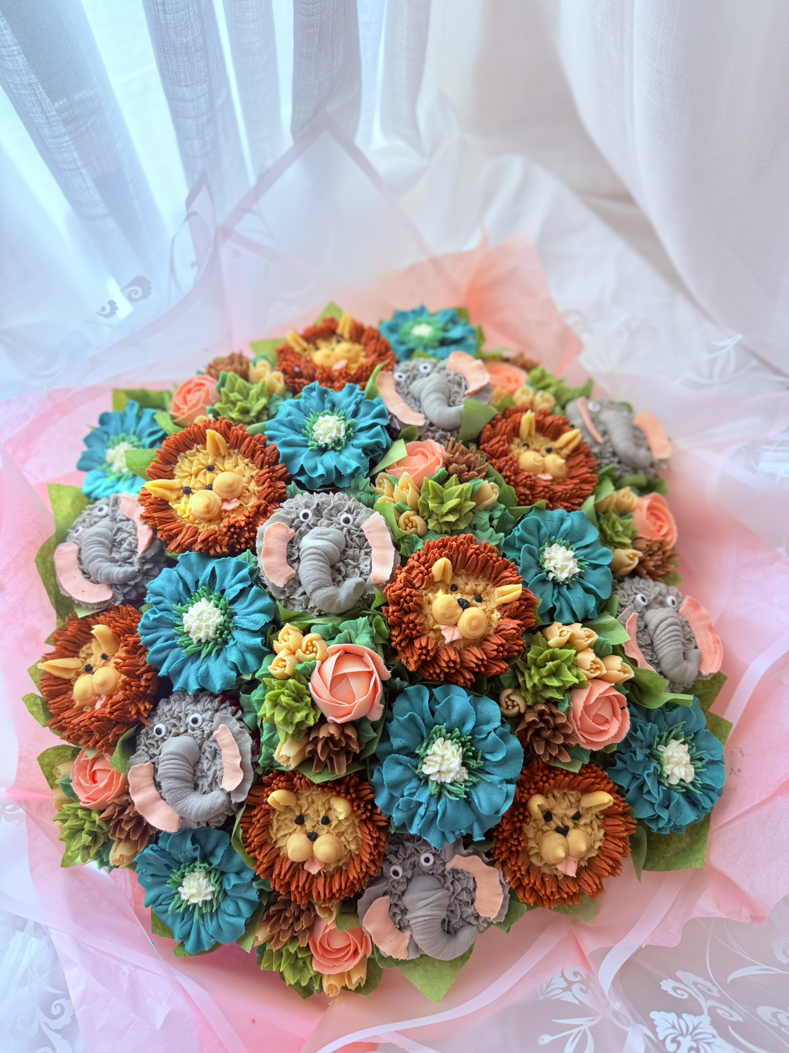 Safari Adventure Cupcake Bouquet - Image 2