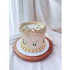 Vintage floral cake